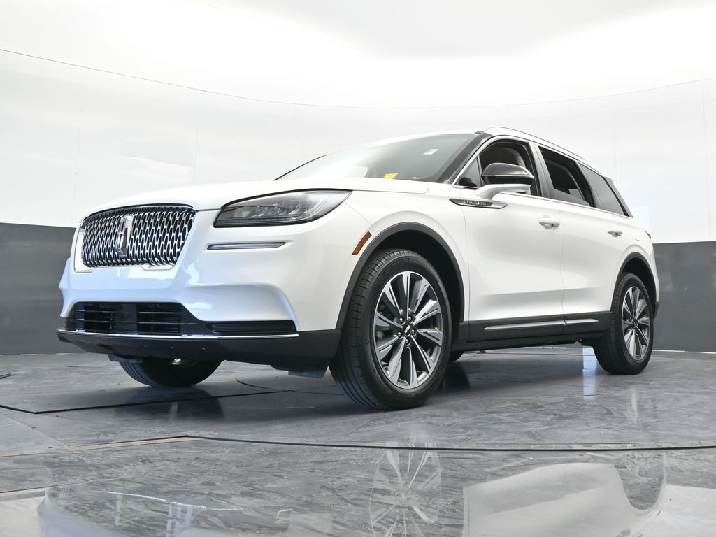 Used 2022 Pristine White Metallic Tri-Coat Lincoln Reserve image 61