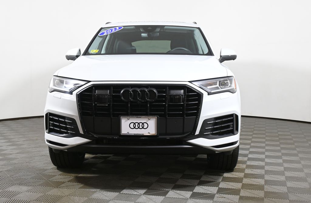 Thumbnail: 2023 Audi Q7 - 10