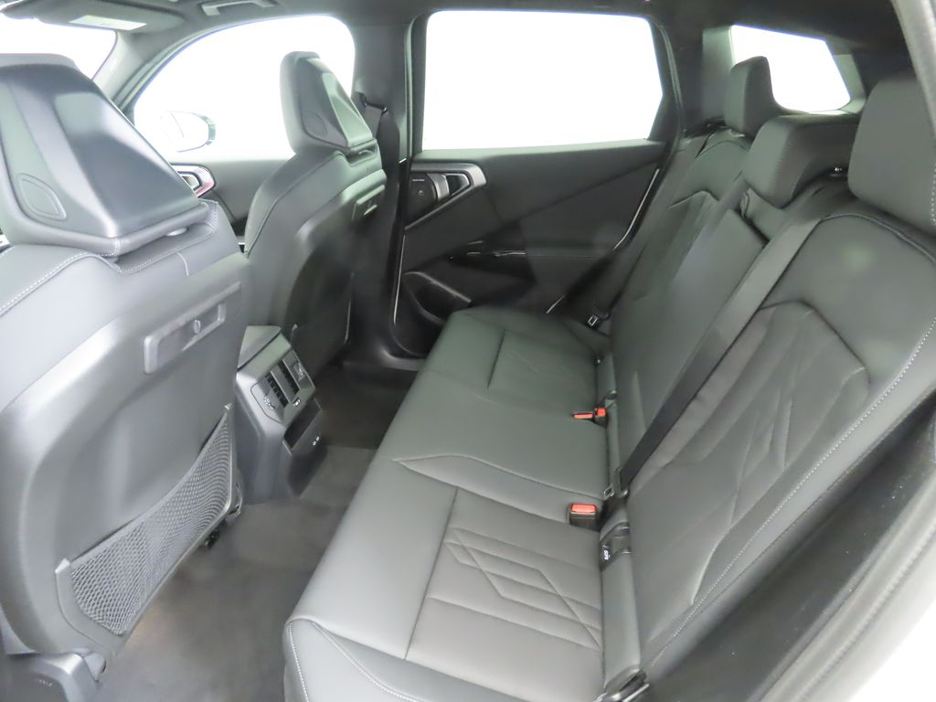 Thumbnail: 2026 BMW X3 - 22