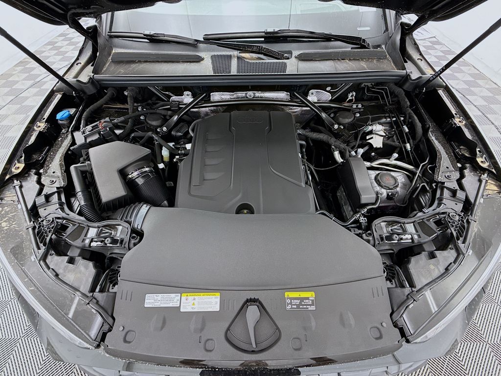 Thumbnail: 2025 Audi Q5 - 29