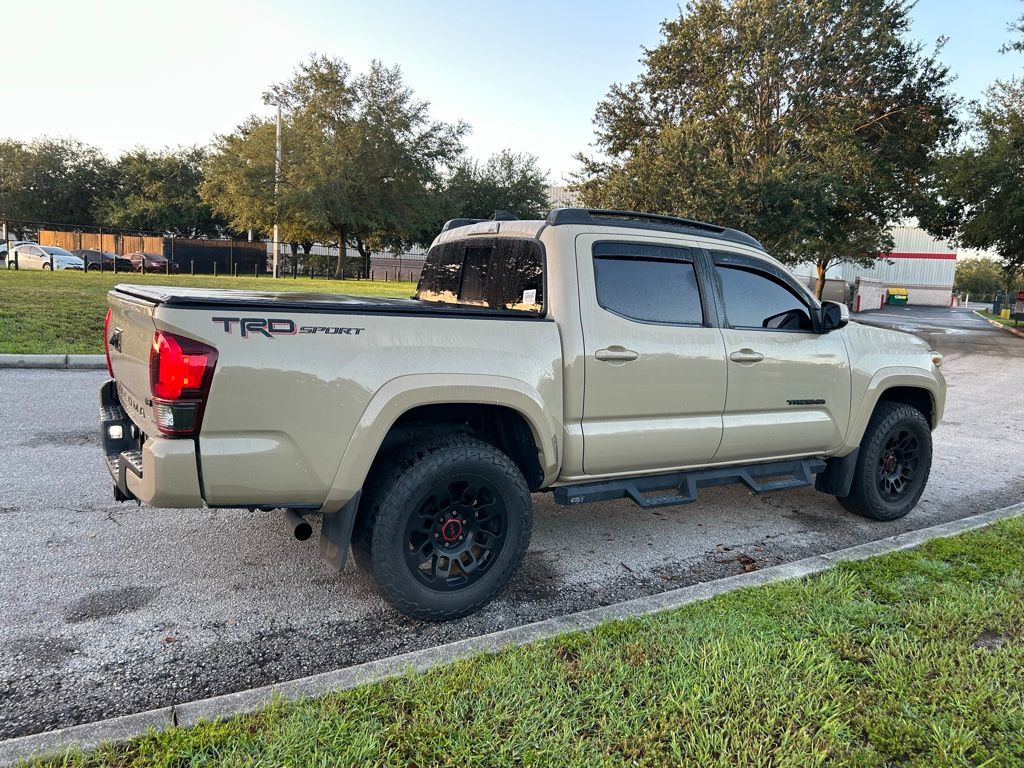 Thumbnail: 2018 Toyota Tacoma - 5