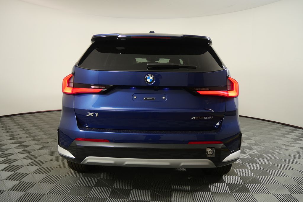 2025 BMW X1 xDrive28i 4
