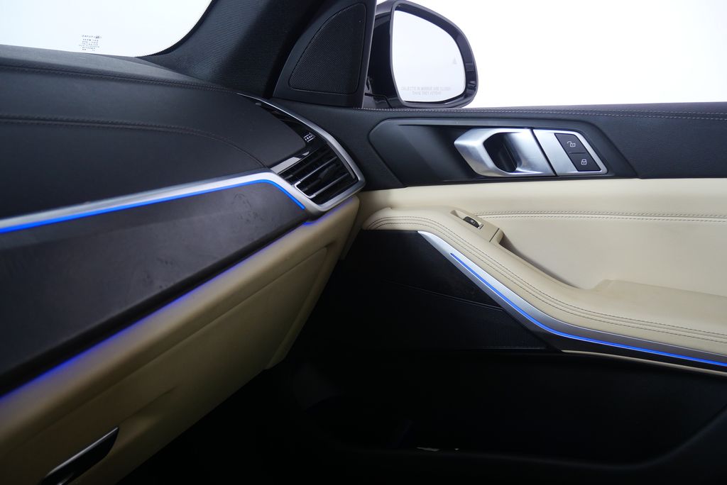 2022 BMW X5 xDrive40i 27