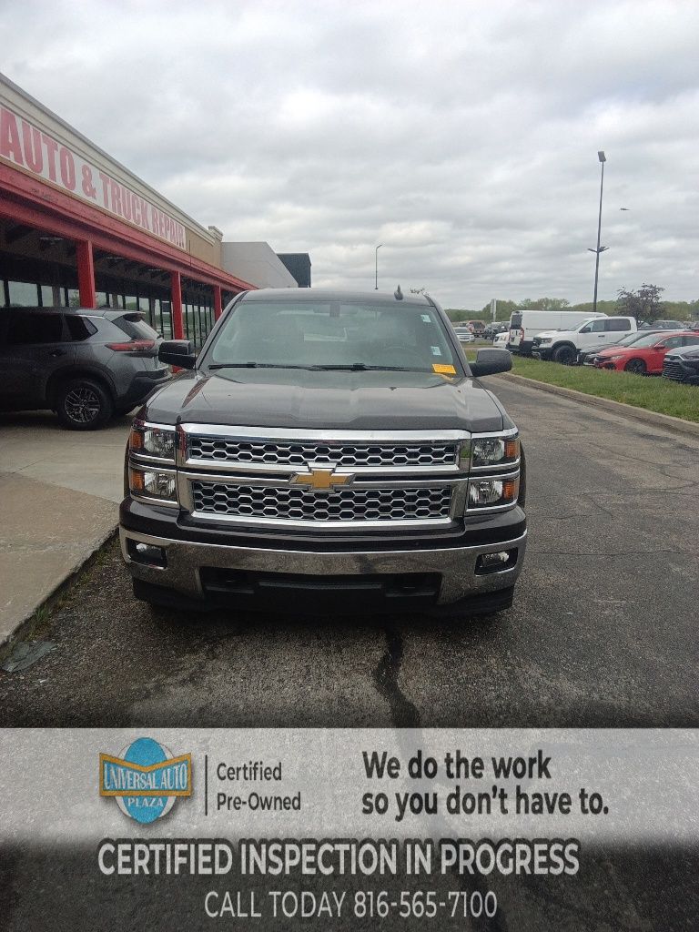 Gray (Tungsten Metallic) 2015 Chevrolet Silverado 1500 LT Crew Cab 4WD Pickup Truck Four-Wheel Drive 6-Speed Automatic Overdrive