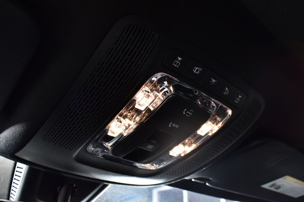 Thumbnail: 2022 Mercedes-Benz GLB - 27