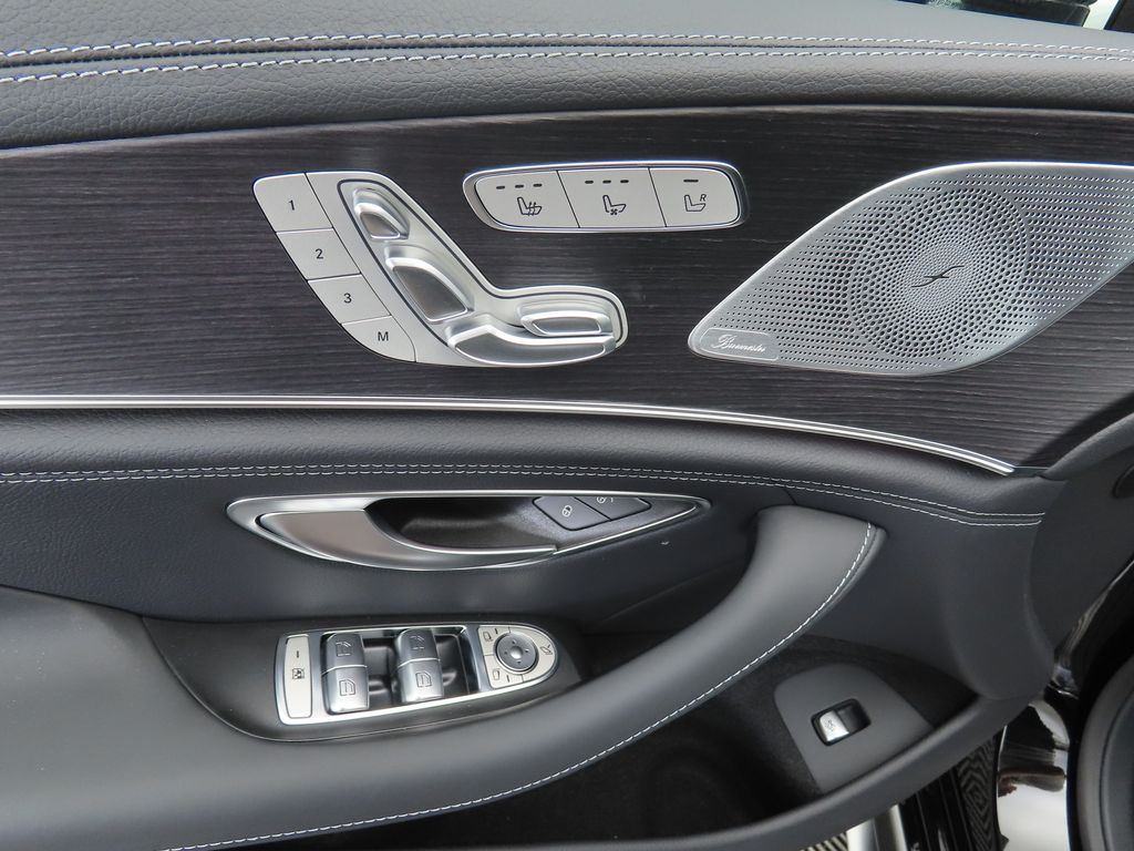 Thumbnail: 2026 Mercedes-Benz AMG GT - 23