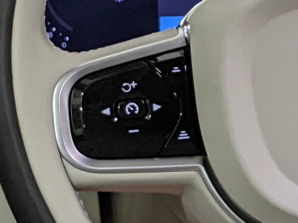 2026 Volvo XC60 Ultra - Photo 15