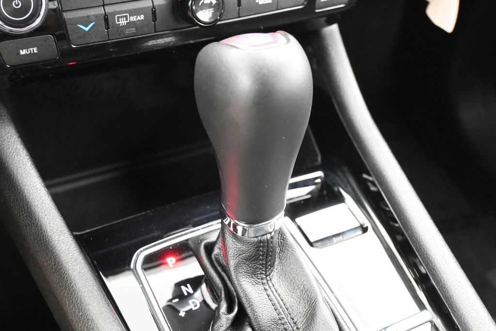 Used 2022 Redline Pearlcoat Jeep High Altitude image 21