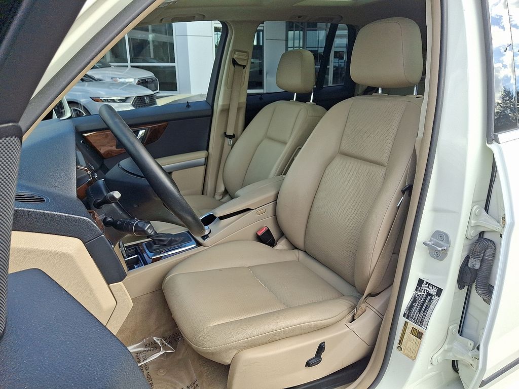 Thumbnail: 2011 Mercedes-Benz GLK - 13