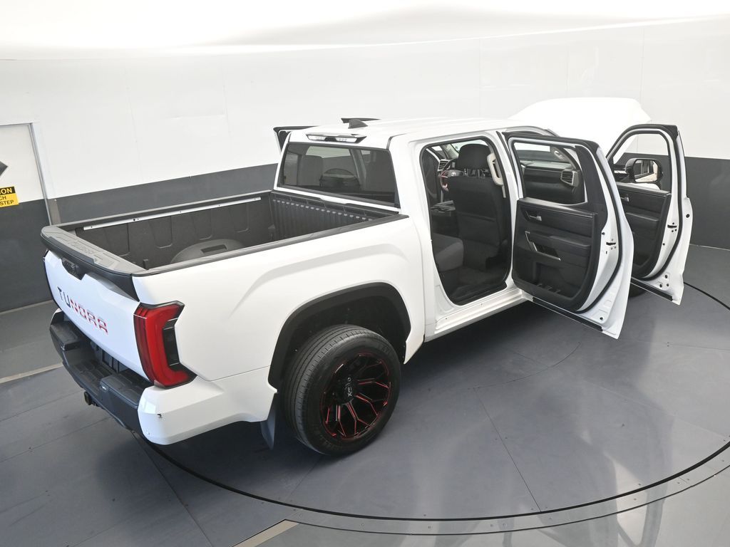 Used 2024 Wind Chill Pearl Toyota SR5 image 72