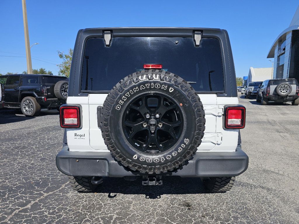 2021 Jeep Wrangler Unlimited Willys 5