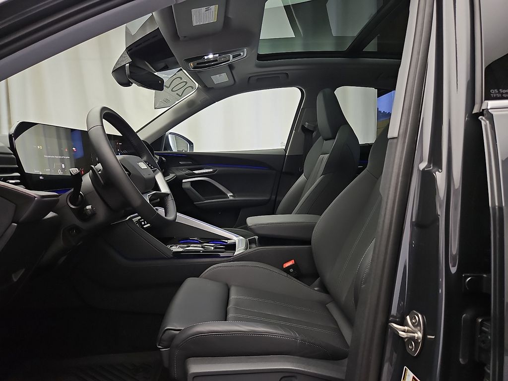 Thumbnail: 2025 Audi Q5 - 14