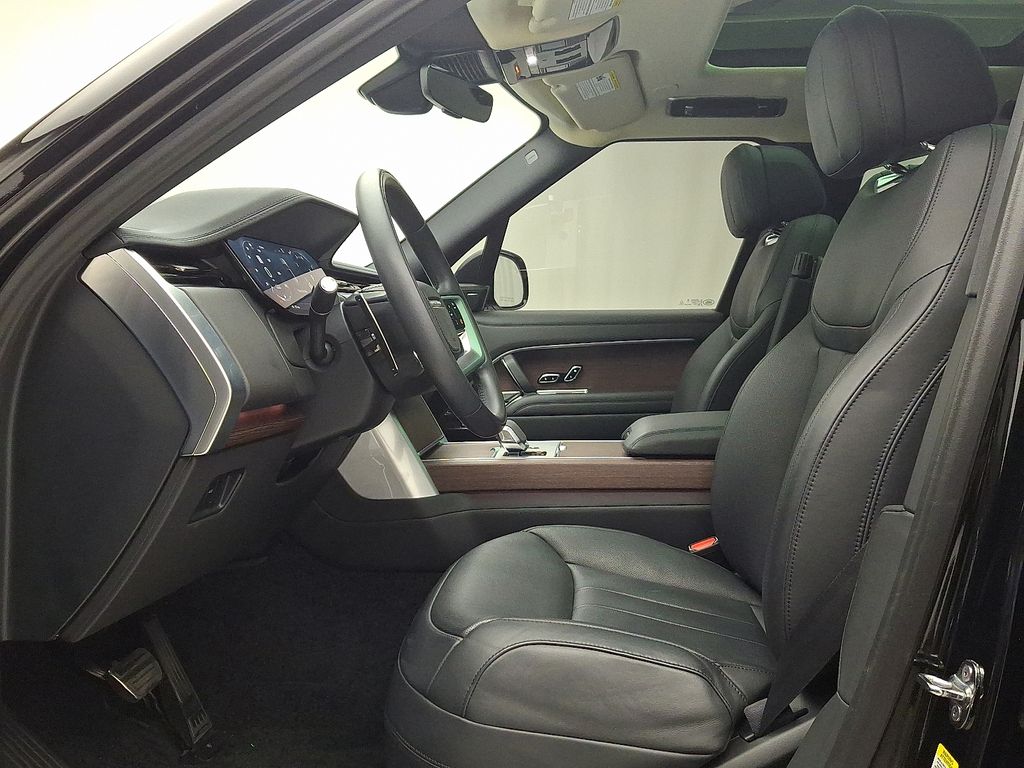 Thumbnail: 2024 Land Rover Range Rover - 14