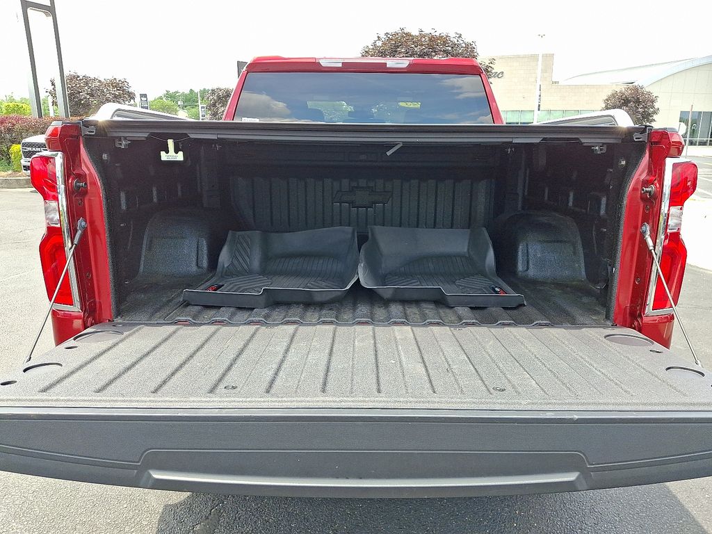 Thumbnail: 2023 Chevrolet Silverado 1500 - 29