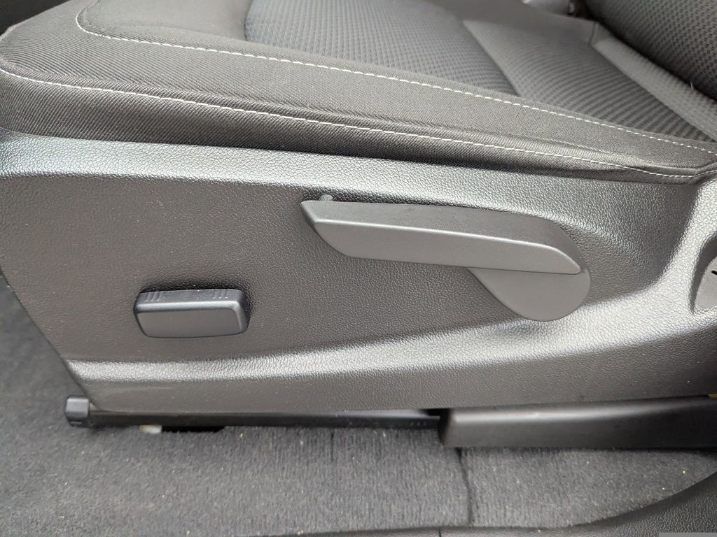 used 2022 Chevrolet Colorado car, priced at $27,493