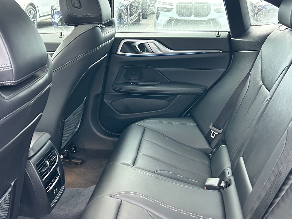 Thumbnail: 2023 BMW i4 - 30