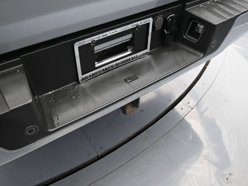 Used 2024 Silver Metallic Ford XLT image 50