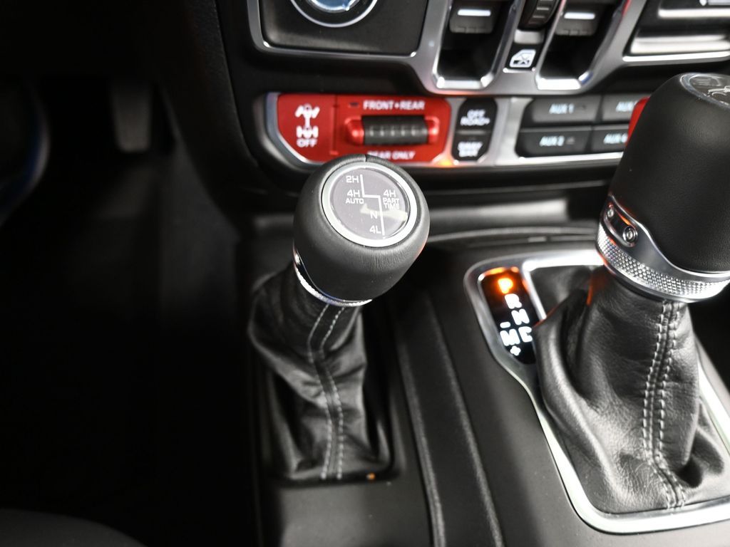 New 2026 Black Clearcoat Jeep Rubicon image 30