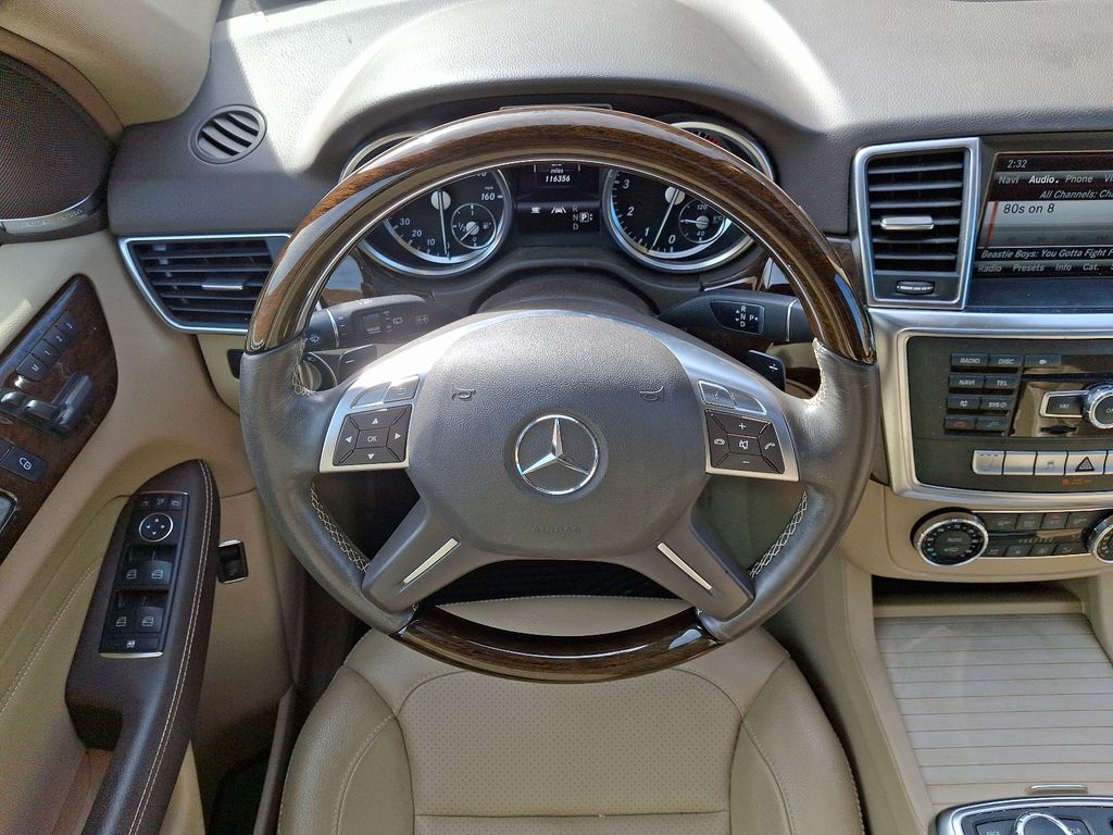 2013 Mercedes-Benz M-Class ML 350 4MATIC 11