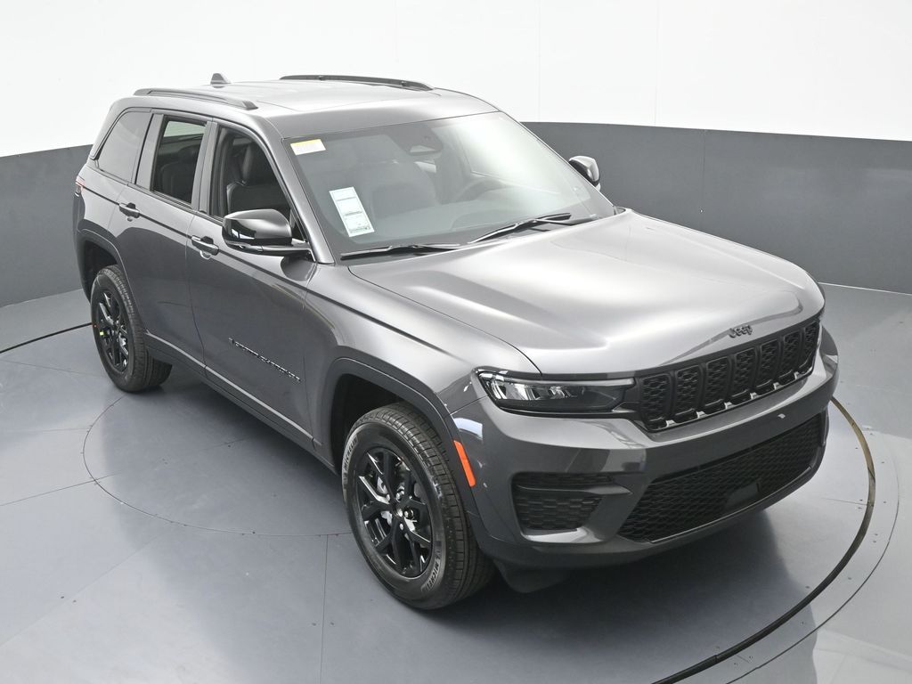 New 2025 Baltic Gray Metallic Clearcoat Jeep Altitude X image 48