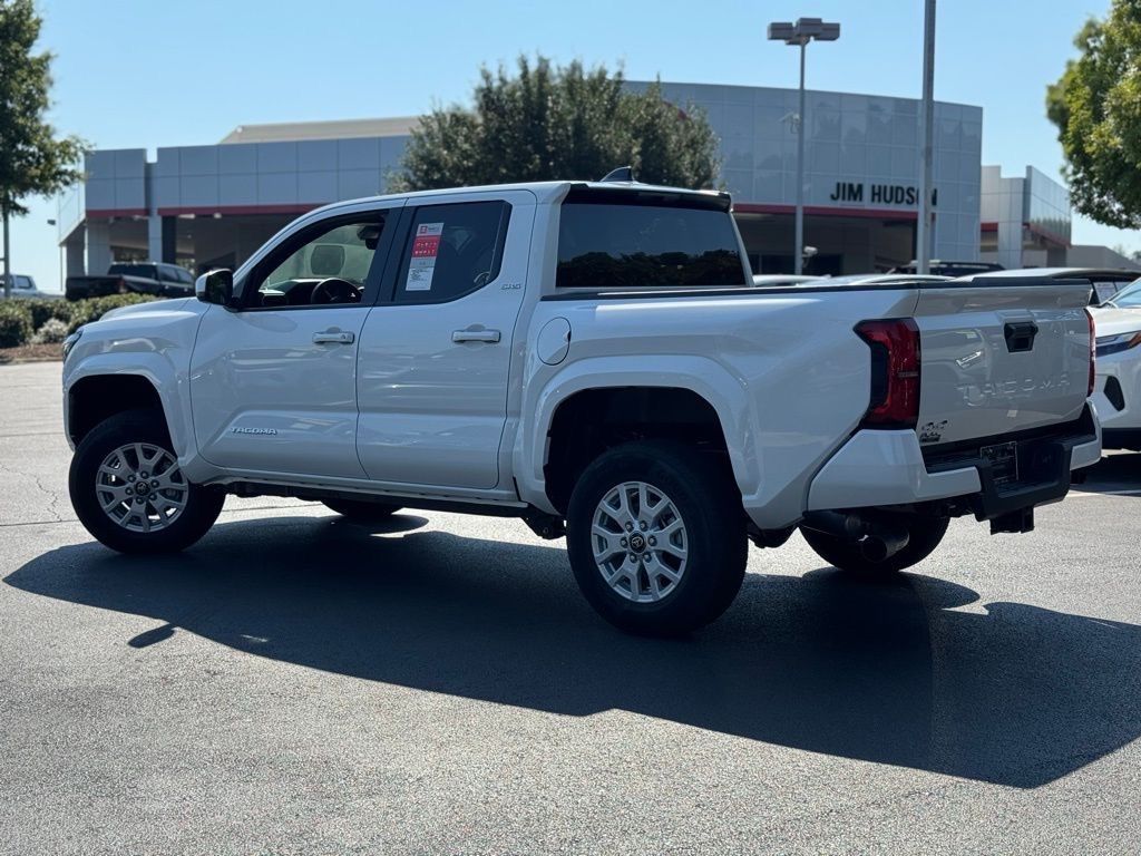 2025 Toyota Tacoma SR5 Double Cab photo 8