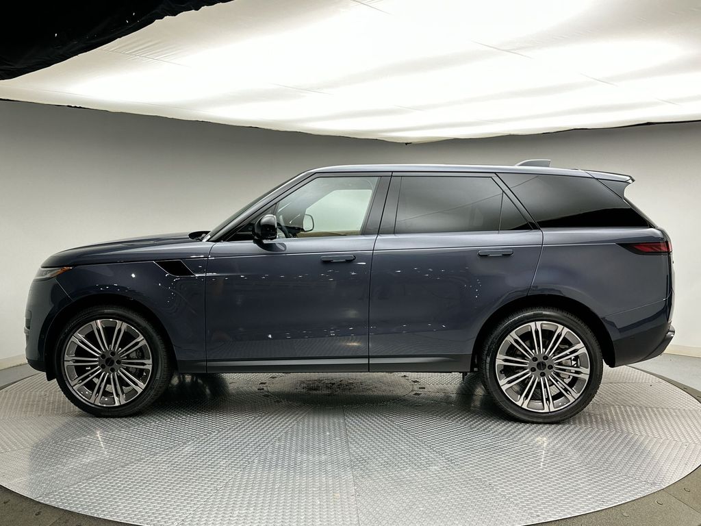 Thumbnail: 2027 Land Rover Range Rover Sport - 2