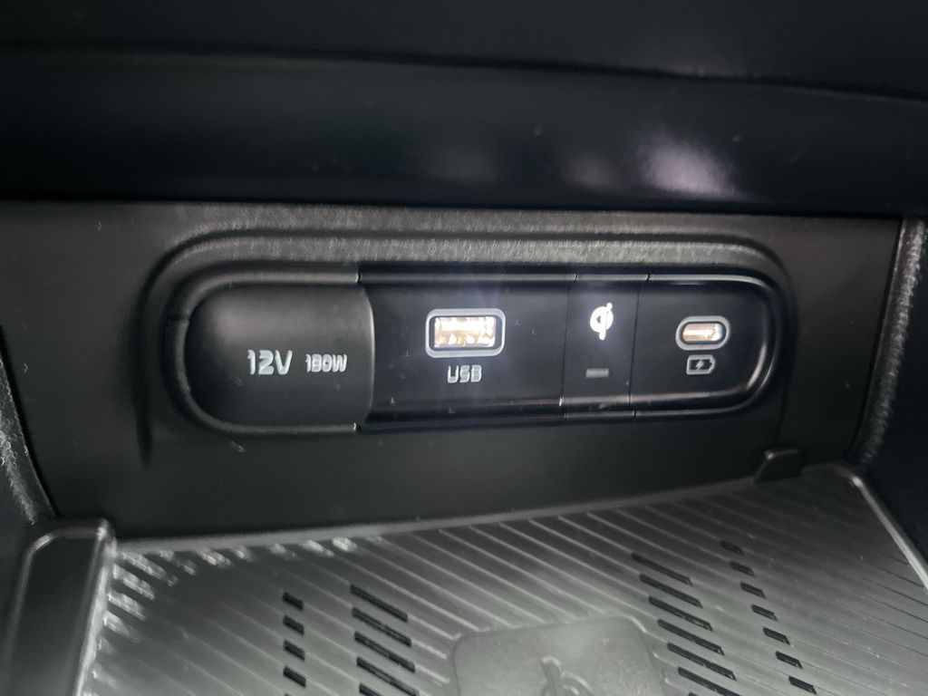 2023 Kia Sportage X-Line photo