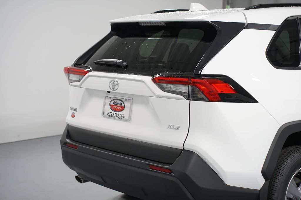 Thumbnail: 2025 Toyota RAV4 - 9