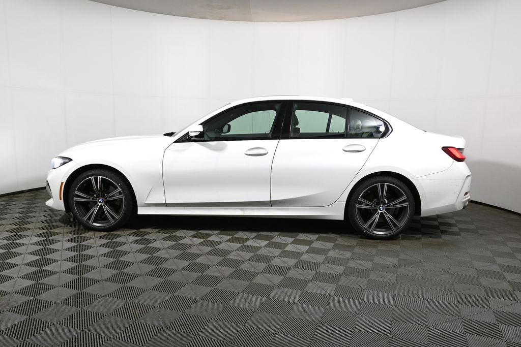 Thumbnail: 2023 BMW 3 Series - 2