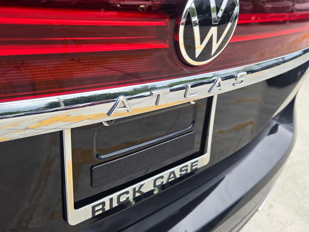 2024 Volkswagen Atlas - $29,000