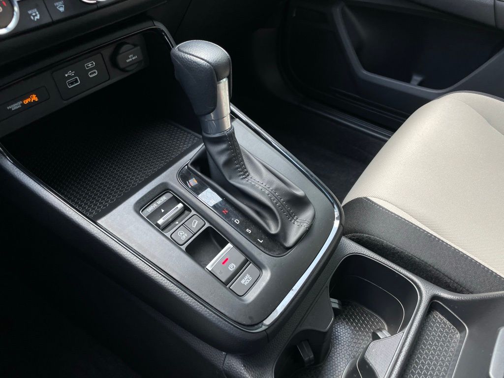 2025 Honda CR-V EX 19