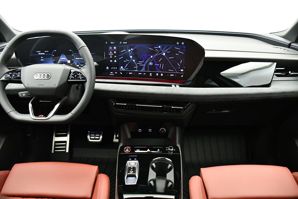 2025 Audi e-tron Premium 18