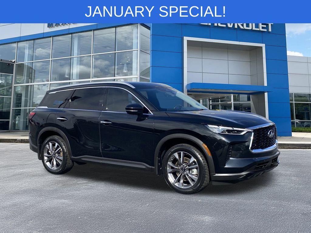 2023 INFINITI QX60 Luxe's photo