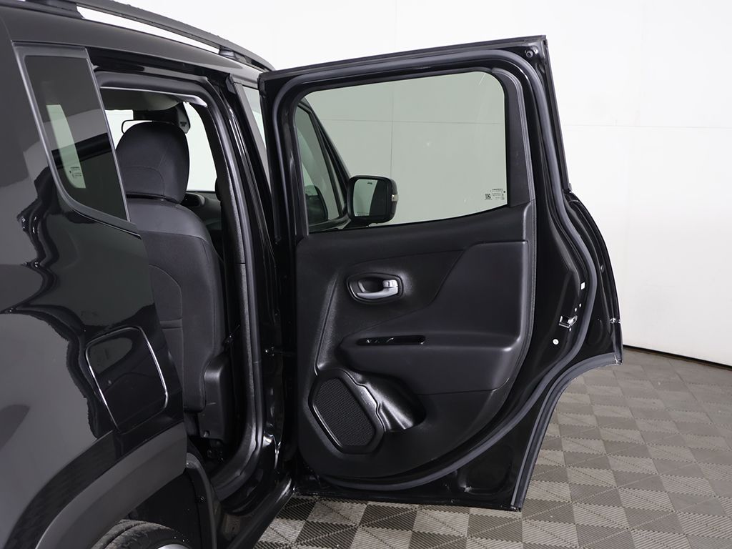 Used 2023 Black Jeep Latitude image 20