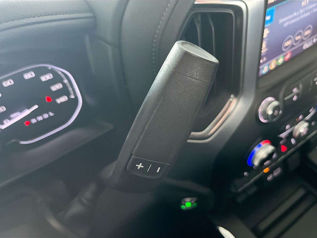 2021 GMC Sierra 1500 SLT - Photo 17