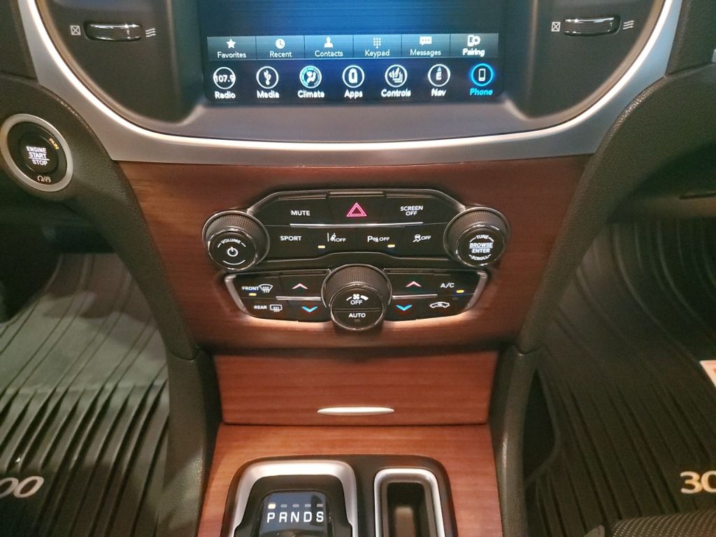 Used Car 2019 Chrysler 300  C For Sale Under $30,000 In Austin, Texas
