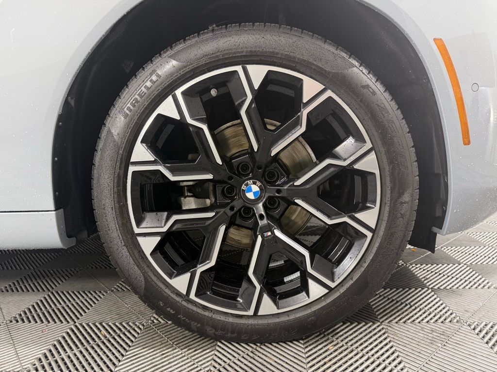 Thumbnail: 2025 BMW X3 - 10