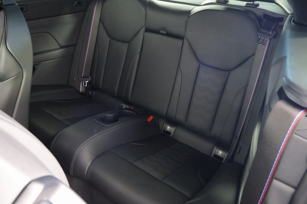 Thumbnail: 2025 BMW M4 - 12