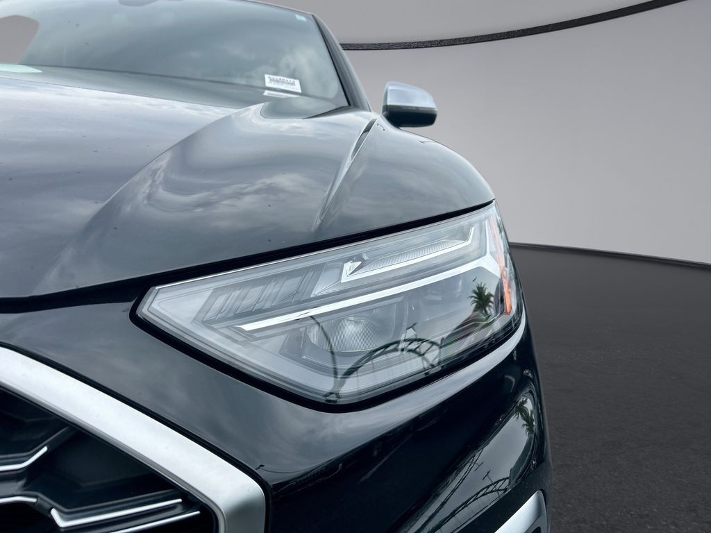 Thumbnail: 2024 Audi SQ5 - 32