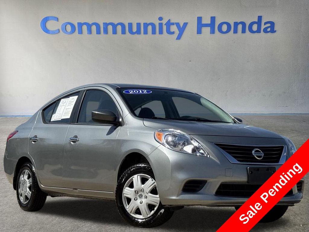2012 Nissan Versa 1.6 SV