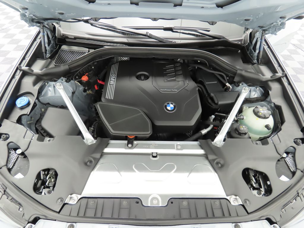 2025 BMW X4 xDrive30i 30
