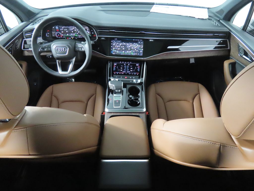 Thumbnail: 2026 Audi Q7 - 12