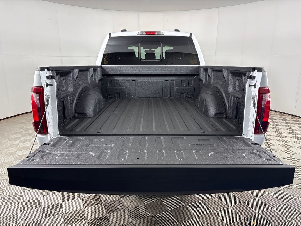 New 2026 White Ford XLT image 23
