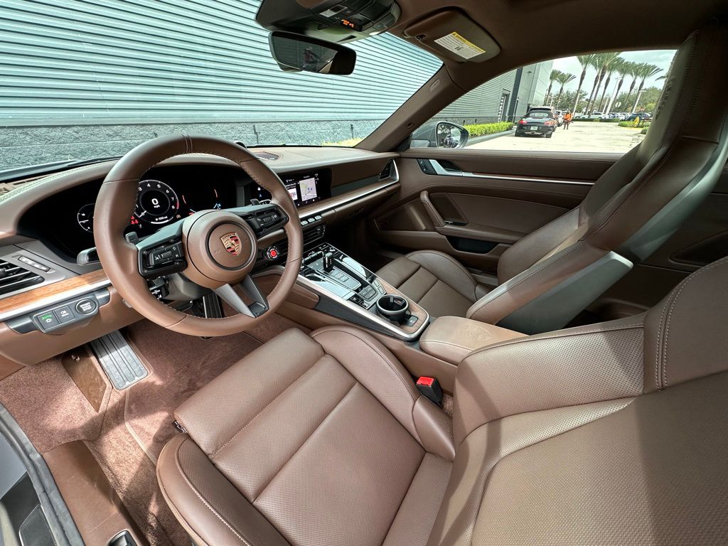 Thumbnail: 2026 Porsche 911 - 4