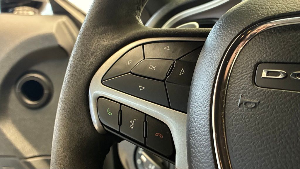 Thumbnail: 2019 Dodge Challenger - 24