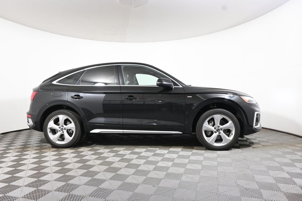 Thumbnail: 2023 Audi Q5 - 8