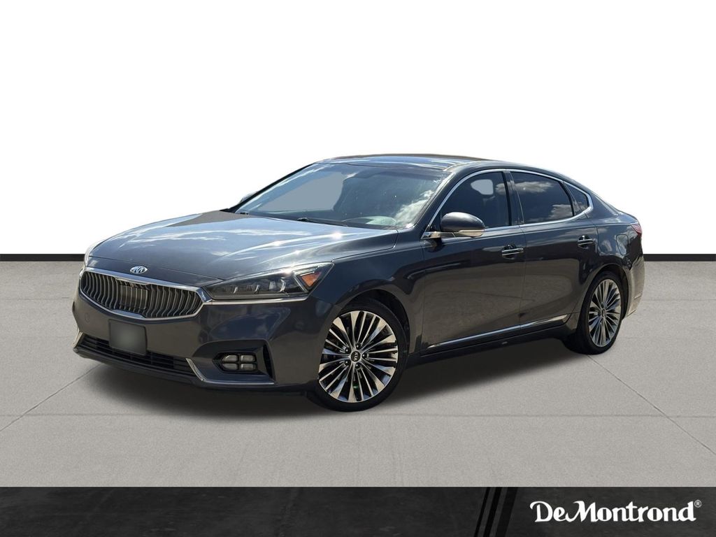 2018 Kia Cadenza Limited FWD