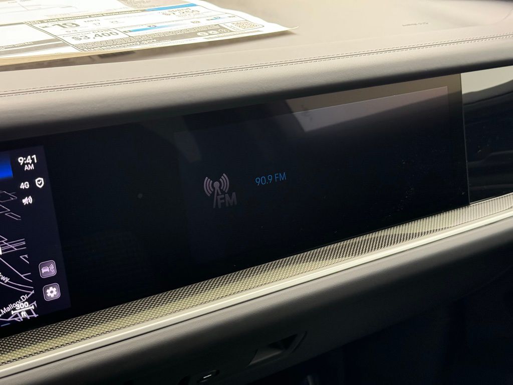 Thumbnail: 2024 Porsche  - 16