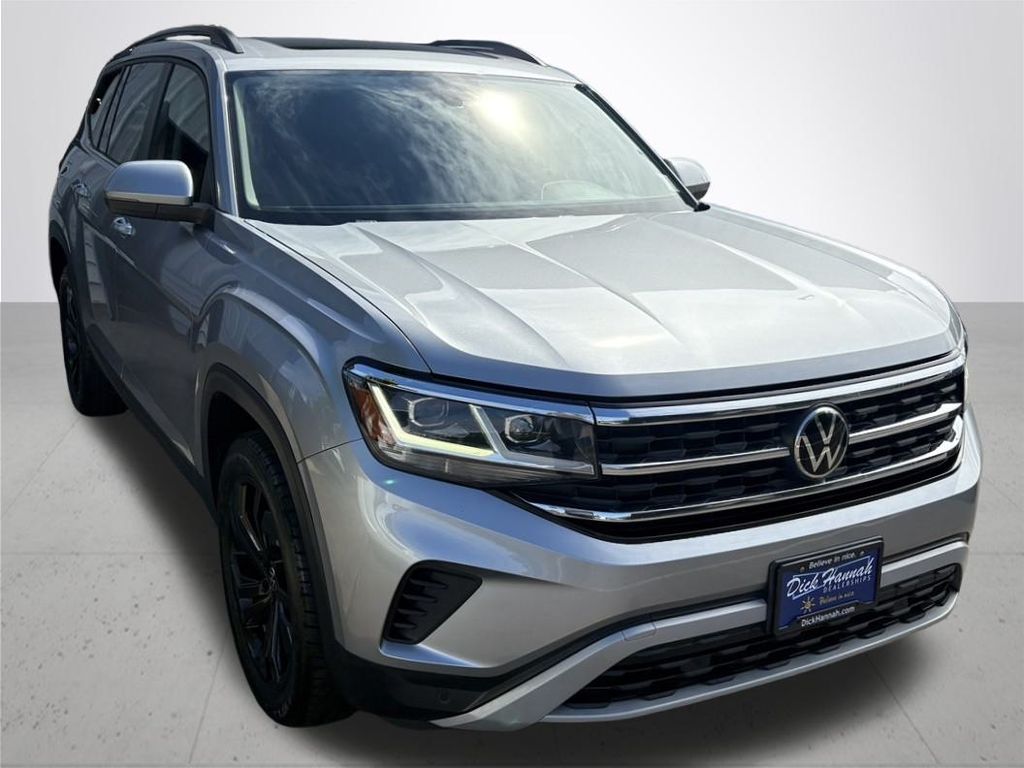 2022 Volkswagen Atlas 2.0T SE w/Technology