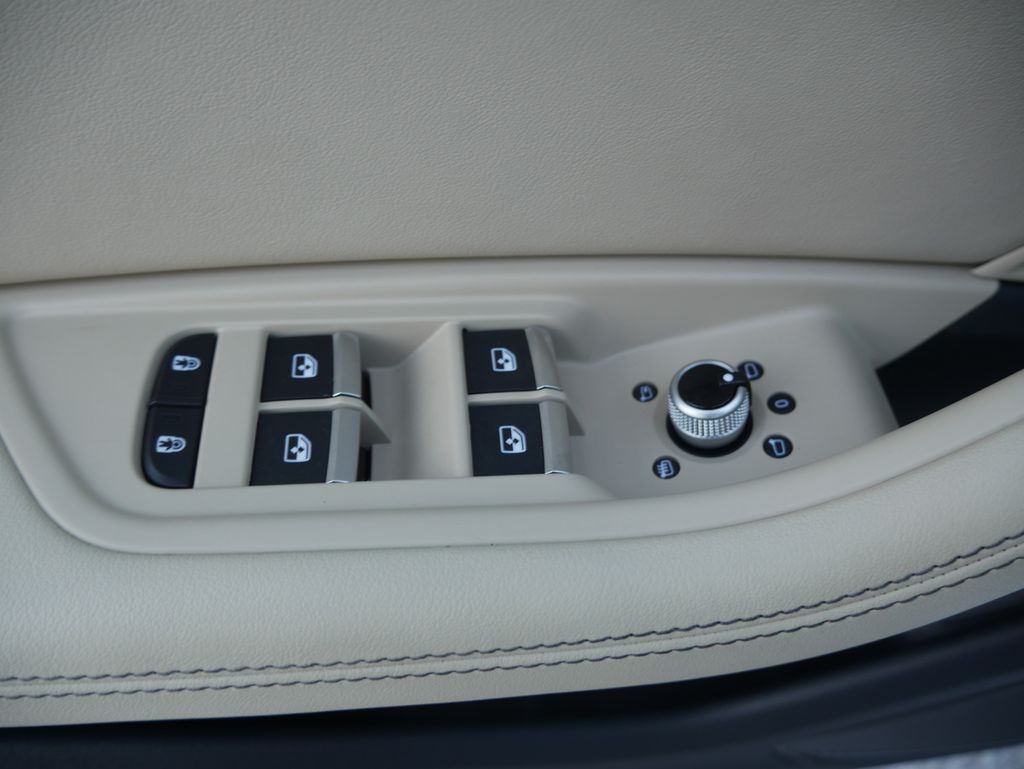 Thumbnail: 2023 Audi A4 - 18